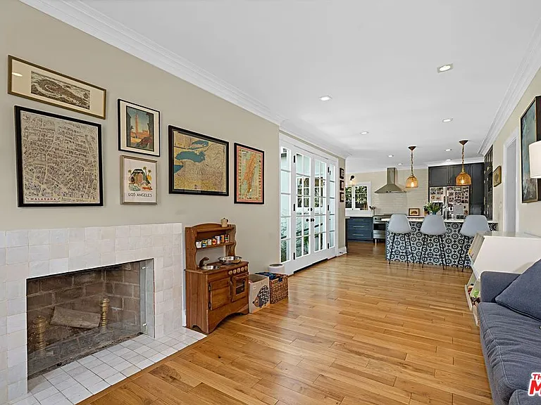 379 N Ridgewood Pl — Photo 16