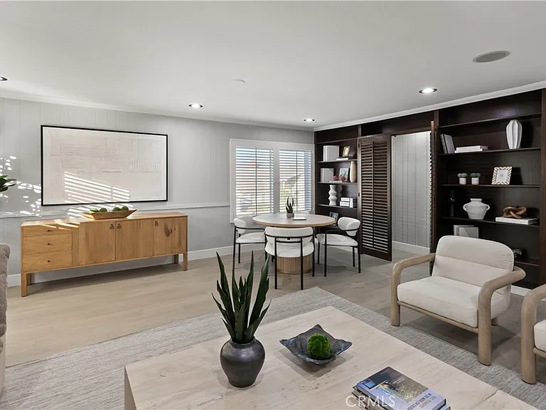 9882 Kings Canyon Dr — Photo 17