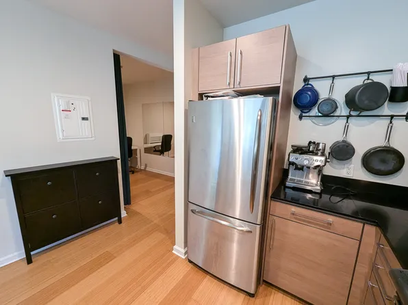 200 2nd St Unit 104, Oakland, CA 94607