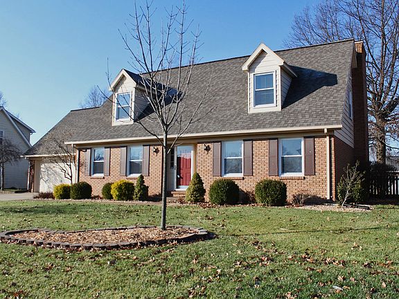 2nd image of 901 Kingswood Dr