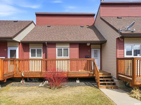 UNIT 71-331 Pendygrasse ROAD, Saskatoon, SK S7M 4R3