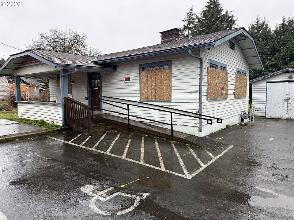 1st image of 3945 SW 185th Ave