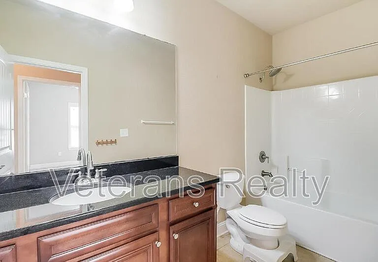 954 Old Towne St — Photo 18
