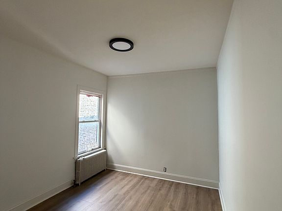 5th image of 1626 N Melvina Ave Floor 2