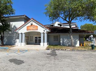 Verabella Falls Condo, Miami, FL 33193