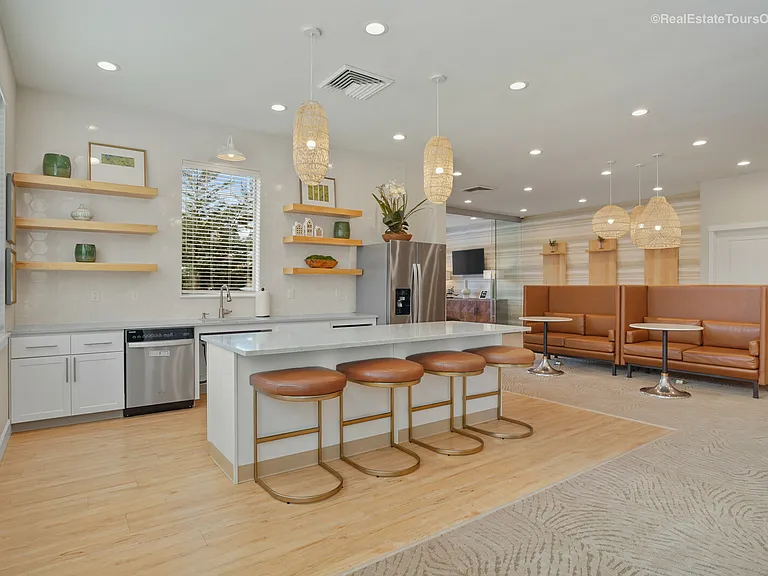 The Grove Apartments — Photo 17