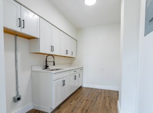 13476 Clifton Blvd #404, Lakewood, OH 44107