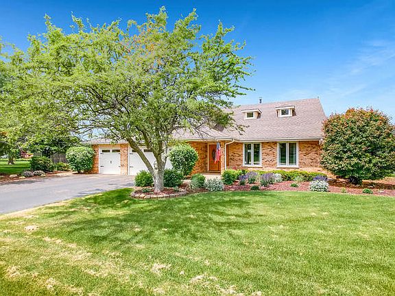 3rd image of 14848 W Glen Wood Ln