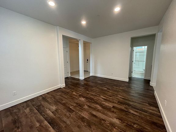 4th image of 2536 Michelangelo Dr