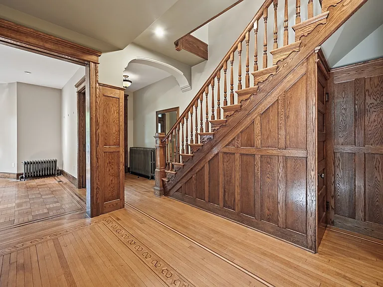 922 E Capitol St NE — Photo 9