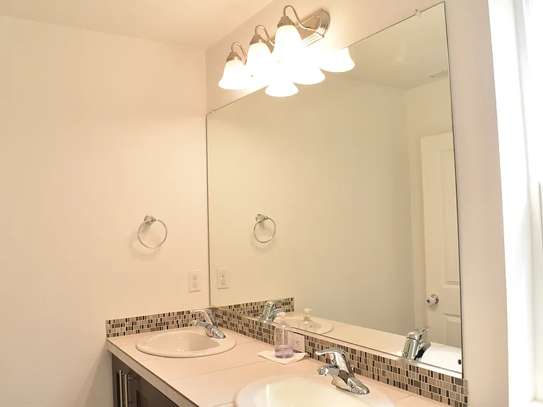842 S 24th Ave — Photo 17