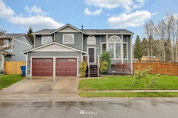 1st image of 8405 15th Pl NE