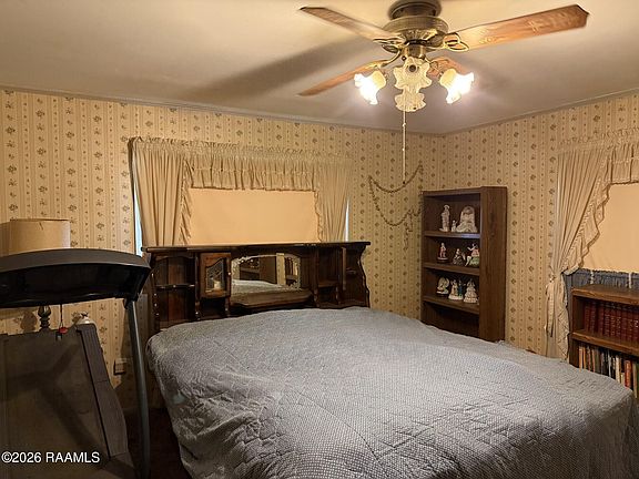 5th image of 502 E Lincoln Rd