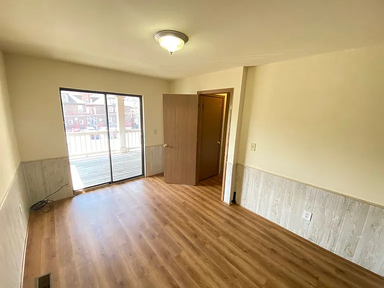 39-51 Chittenden Ave — Photo 30