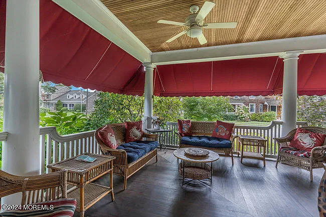 5 bed, 3.5 bath, 3012 sqft, $14,000 — Photo 2