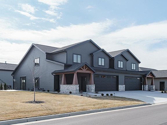 3rd image of 365 Ridge View Drive #15