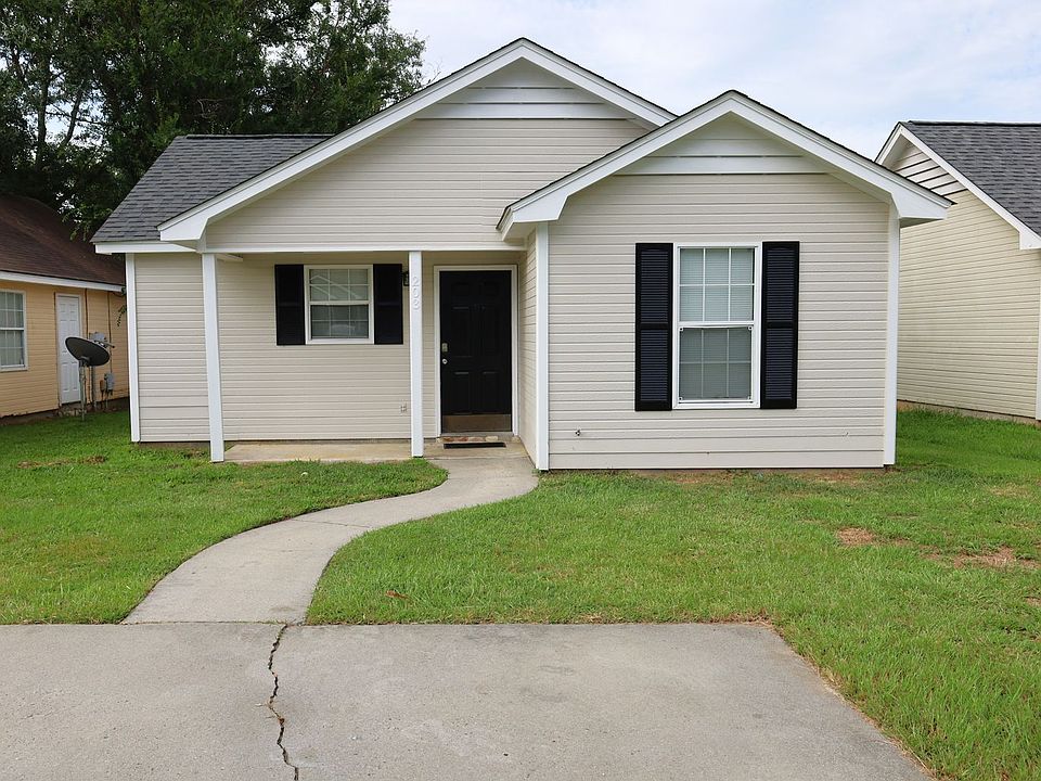 1st image of 203 Blue Pool Dr
