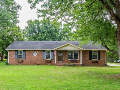 596 Springmont Blvd, Old Hickory, TN, 37138