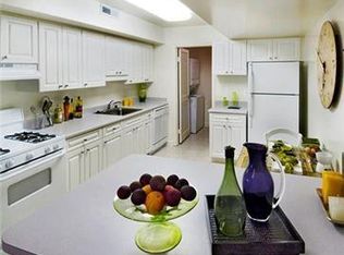 8305 Anderson Dr, Fairfax, VA 22031