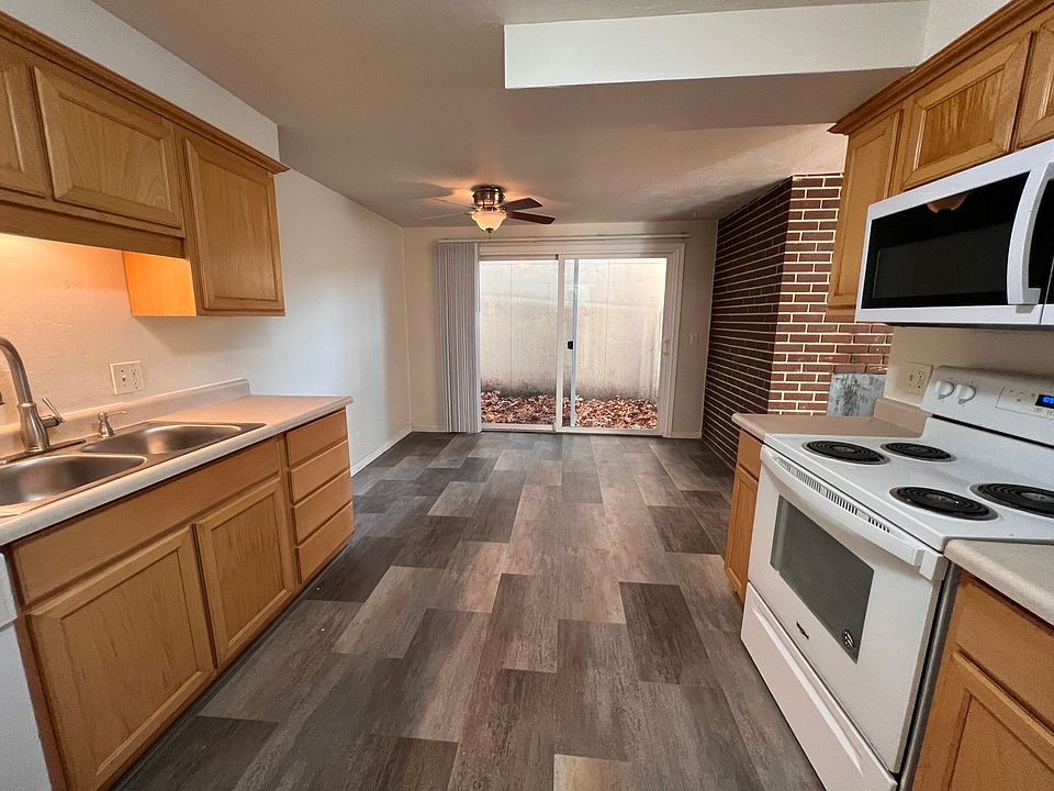 1st image of 1425 W 8th Ave #17