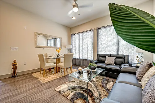 6955 Turtlewood Dr Photo 1