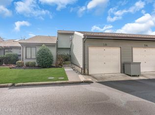 15B Andover Ct, Red Bank, NJ 07701