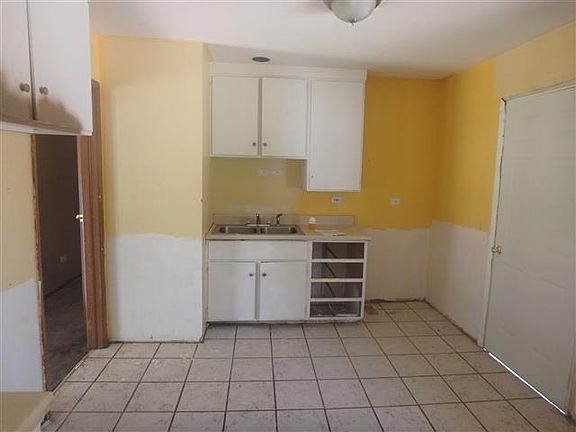 4th image of 249 E Birch Dr