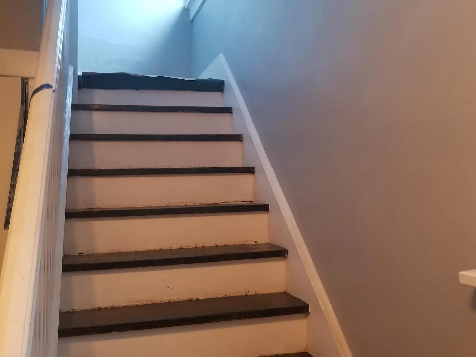 537 N Elm St — Photo 1