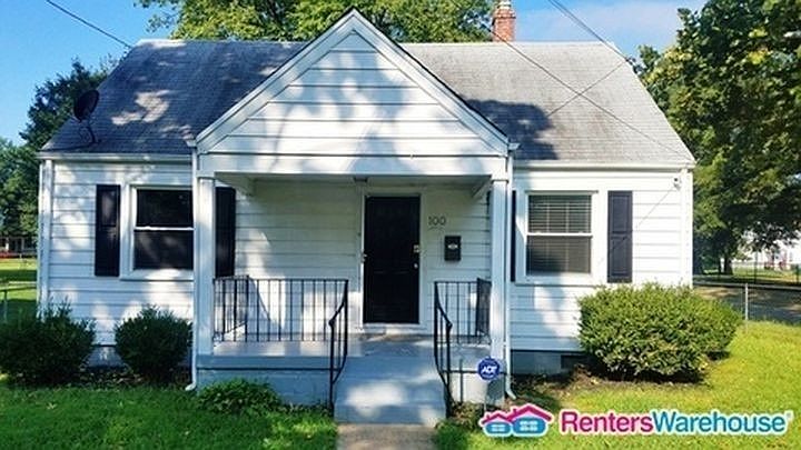 1st image of 100 E Blake Ln