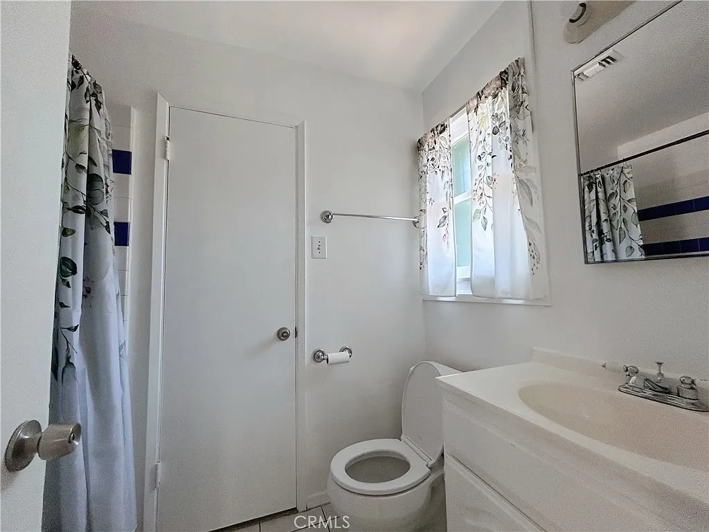 3 bed, 1250 sqft, $3,000 — Photo 4