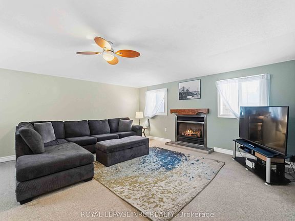 5th image of 3093 Hyman Ave