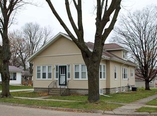 140 N Russell St, Denver, IA 50622