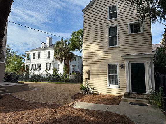 2nd image of 62 Montagu St #B