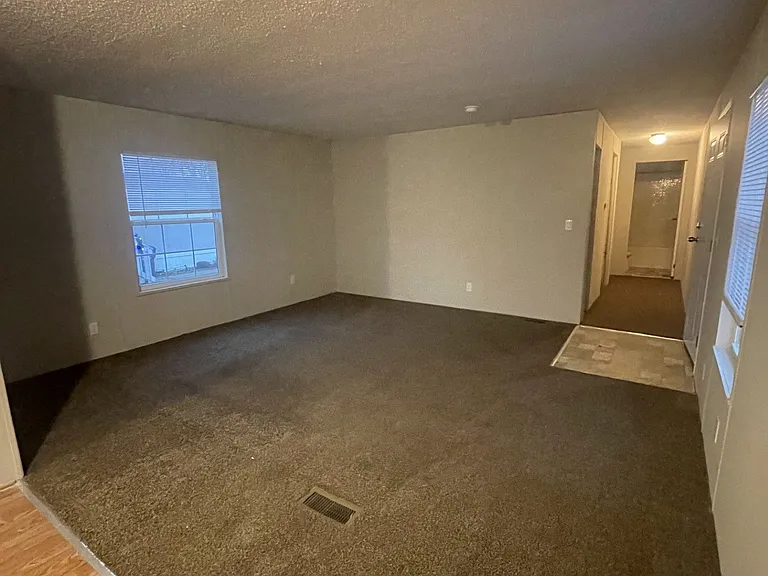 Oakridge Estates — Photo 9