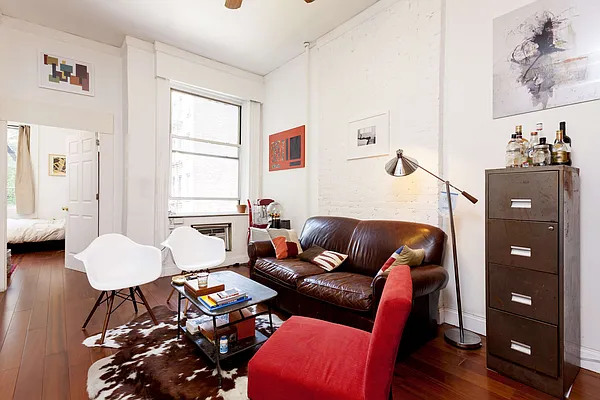 Rented by Compass | media 2