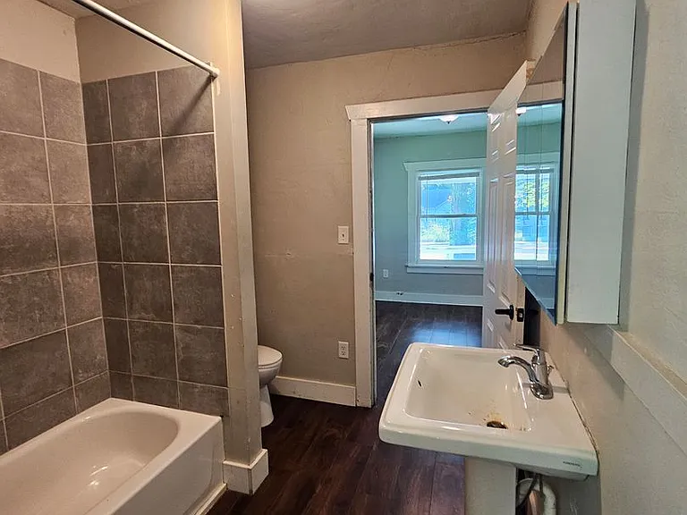2503 N Delaware Ave — Photo 33