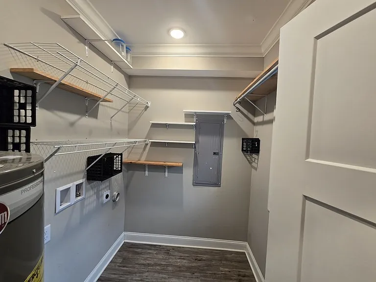 545 Lakeview Dr #B — Photo 5