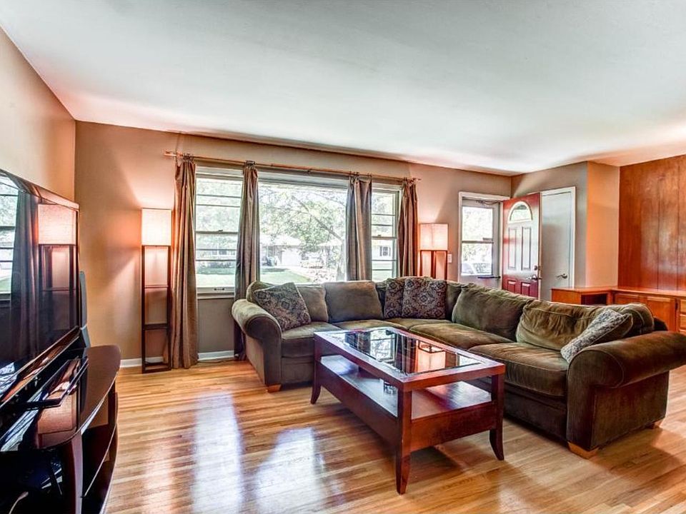 1st image of 6812 Orchard Ave N