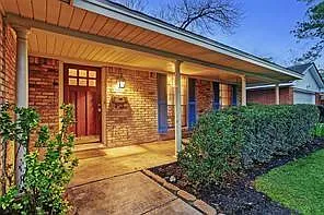3 bed, 2.0 bath, 1524 sqft, $2,500 — Photo 3