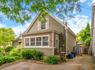 70 York St, Saint Catharines, ON L2R 6C7