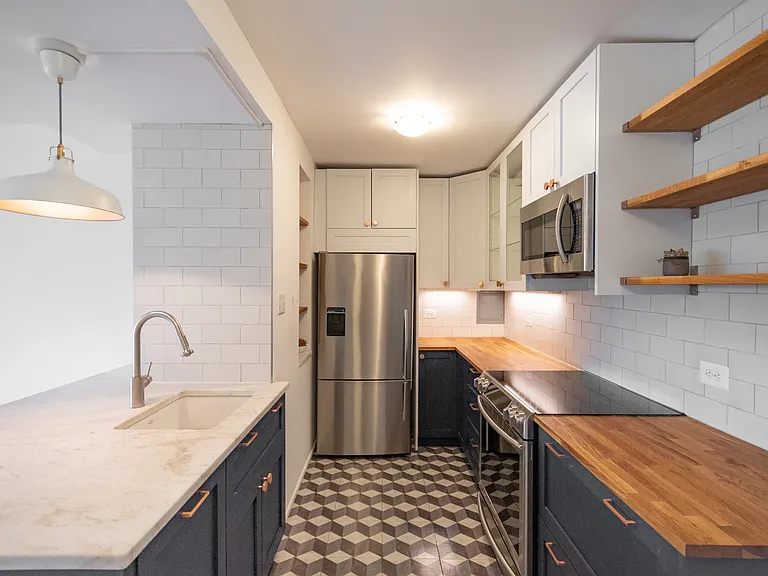 1301 Delaware Ave SW #N512 — Photo 1