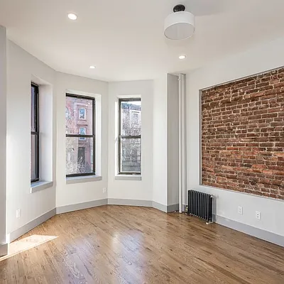 Rented by Nooklyn NYC LLC | media 12