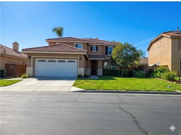 183 La Amistad Way, Hemet, CA 92545