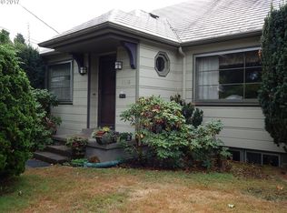 3338 SE Harrison St, Portland, OR 97214