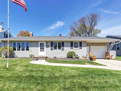 1651 Debra Ln, Green Bay, WI, 54302