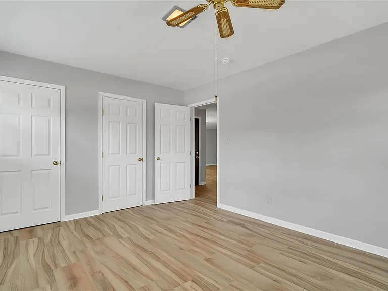 442 Mignon Ln — Photo 4