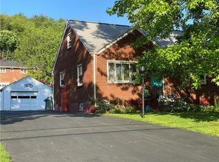 2011 Kansas Ave, White Oak, PA