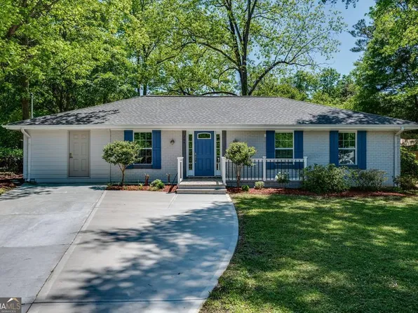 204 Brooke Dr, Alpharetta, GA 30009