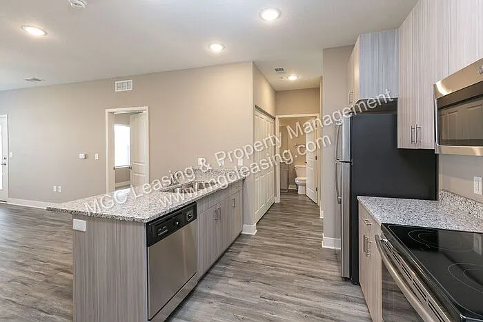 5621 NE 80th Ter #3D — Photo 9