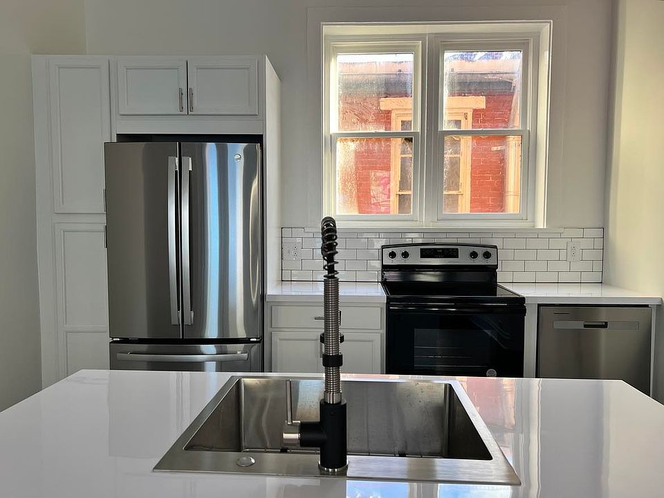 1st image of 275 Cumberland St #201